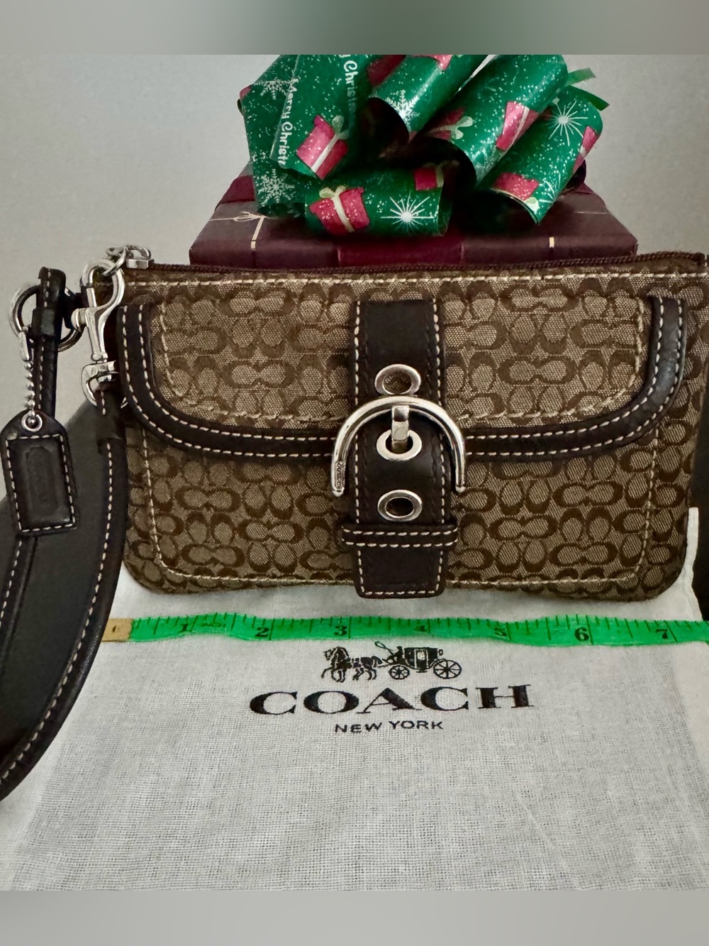 VTG Y2K Coach Soho Khaki Brown Buckle Wristlet W/ Coach Dust Bag